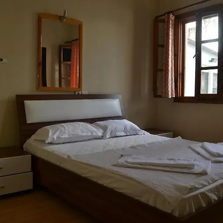 Hotel Centrale Bodrum Hotell 3*